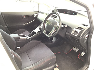 TOYOTA PRIUS 2013