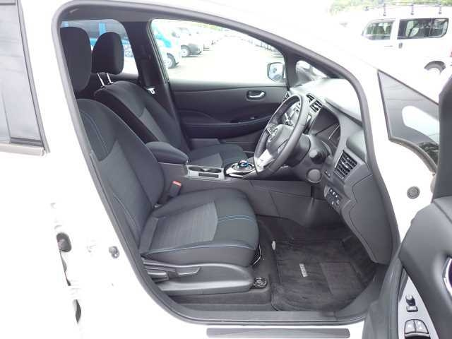 NISSAN LEAF 2018