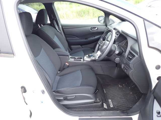 NISSAN LEAF 2018