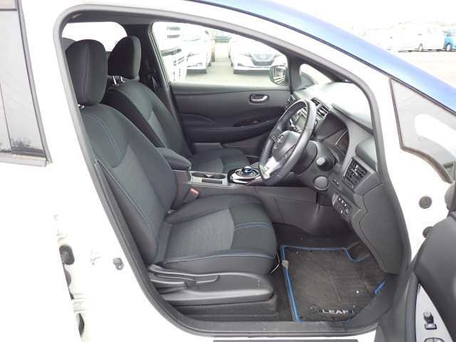 NISSAN LEAF 2018