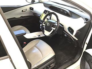 TOYOTA PRIUS 2016