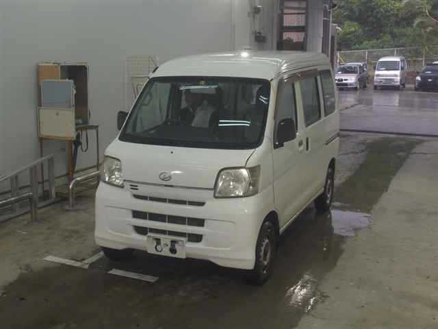 DAIHATSU HIJET VAN 2013