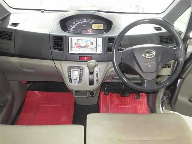 DAIHATSU MOVE 2013