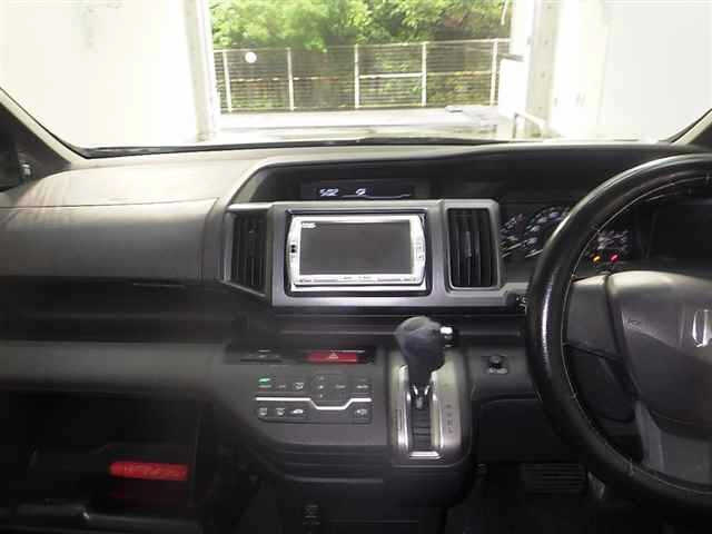 HONDA STEP WAGON 2010