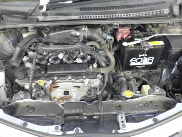 TOYOTA VITZ 2012