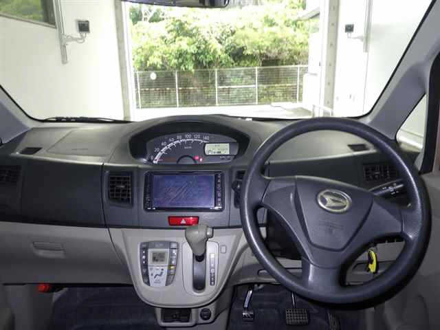 DAIHATSU MOVE 2012