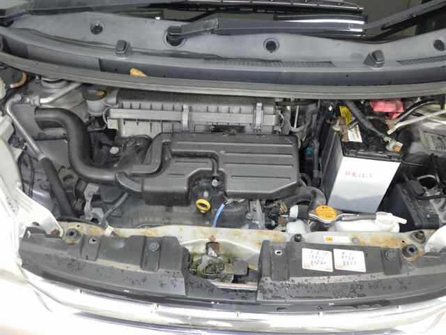 DAIHATSU MOVE 2012