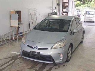 TOYOTA PRIUS 2013
