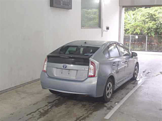 TOYOTA PRIUS 2013