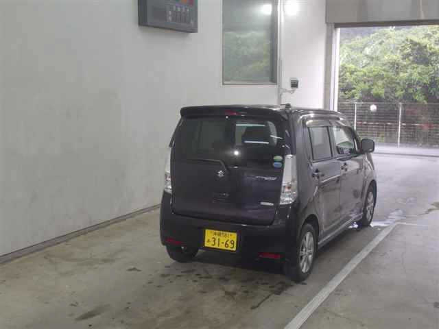 SUZUKI WAGON R 2013