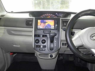 DAIHATSU TANTO 2014