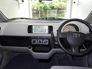 TOYOTA PASSO 2010