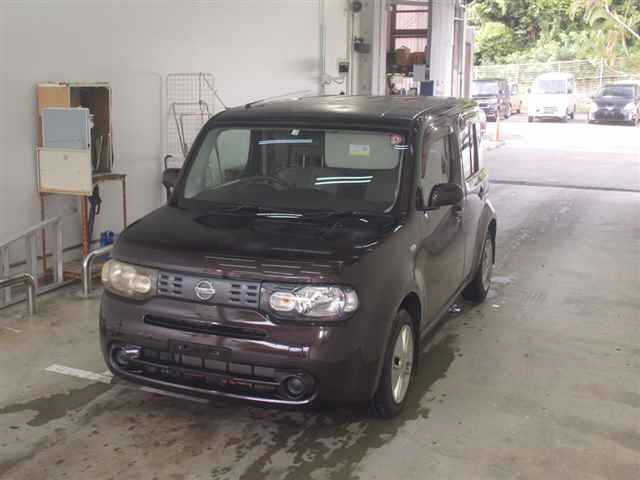 NISSAN CUBE 2010