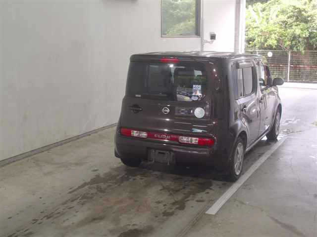 NISSAN CUBE 2010