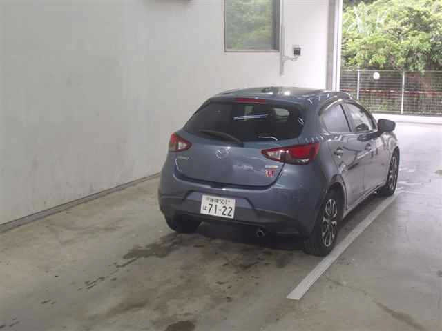 MAZDA DEMIO 2015