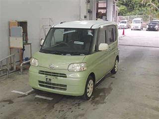 DAIHATSU TANTO 2012