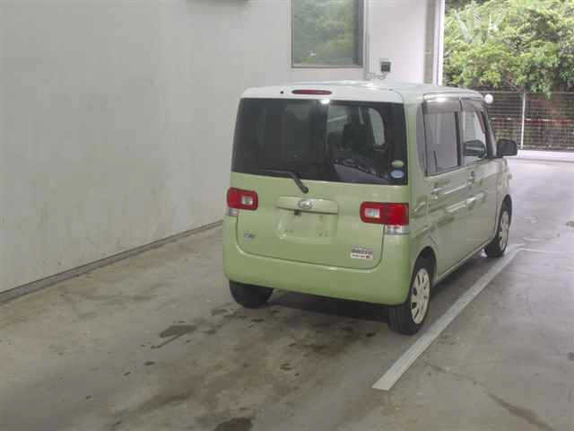 DAIHATSU TANTO 2012