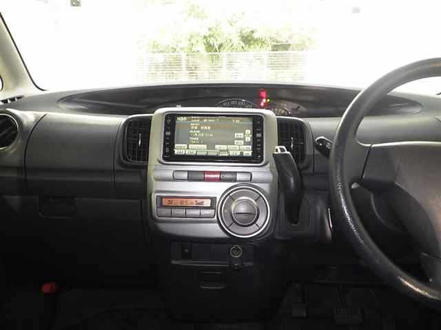 DAIHATSU TANTO 2012