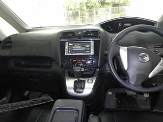 NISSAN SERENA 2011