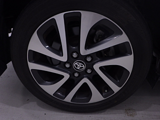 TOYOTA SIENTA 2016