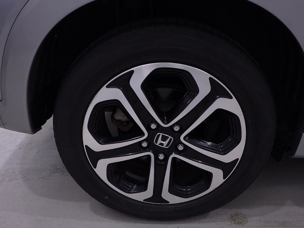 HONDA VEZEL 2016