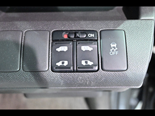 HONDA STEP WAGON 2011
