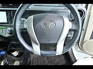 TOYOTA AQUA 2012