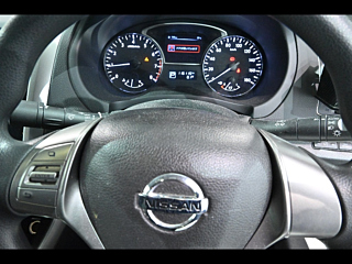 NISSAN TEANA 2017