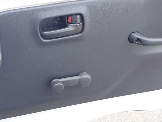 NISSAN CLIPPER TRUCK 2016