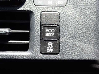 TOYOTA NOAH 2019