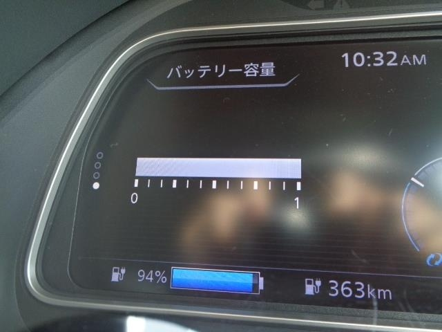 NISSAN LEAF 2020