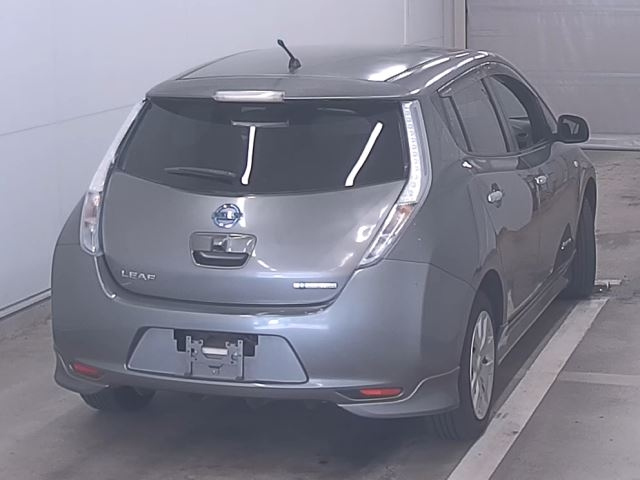 NISSAN LEAF 2014