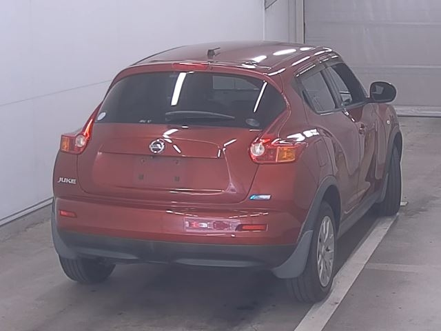 NISSAN JUKE 2012