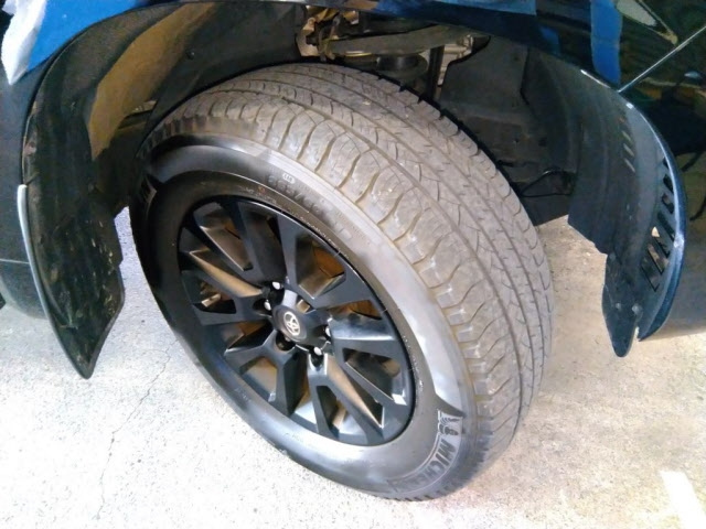 TOYOTA LAND CRUISER PRADO 2023