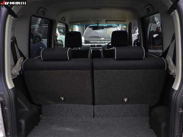 TOYOTA PIXIS SPACE 2012