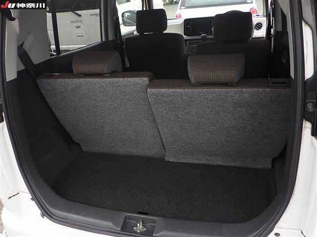 SUZUKI MRWAGON 2011