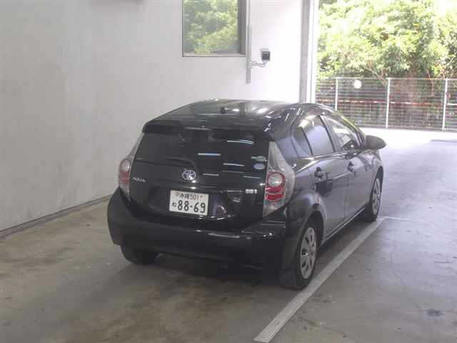TOYOTA AQUA 2014