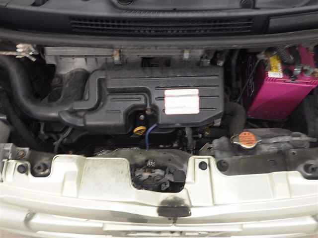 DAIHATSU TANTO 2012