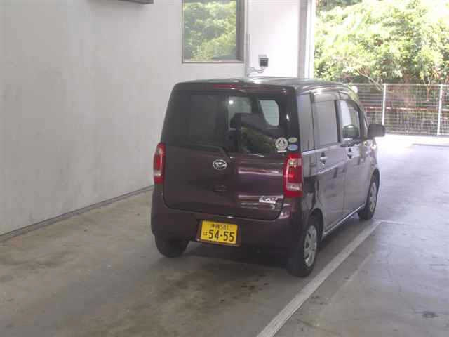 DAIHATSU TANTO EXE 2010