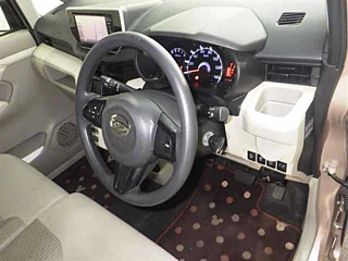 DAIHATSU MOVE 2015