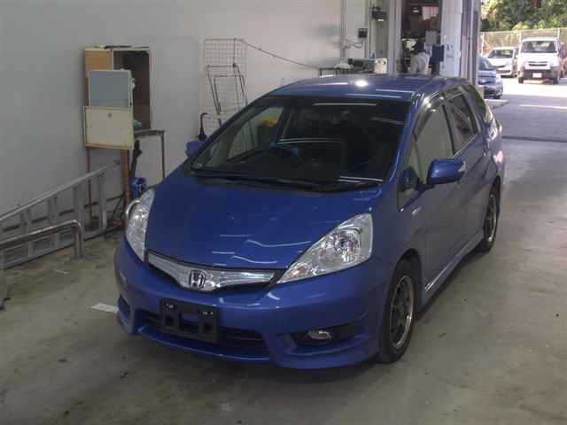 HONDA FIT SHUTTLE 2013