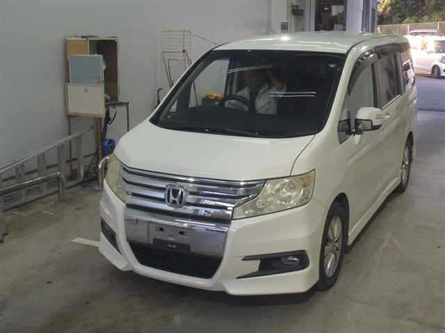 HONDA STEP WAGON 2010