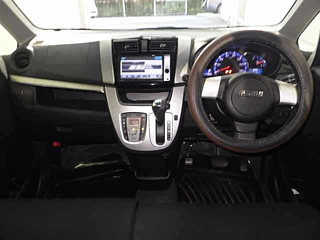 DAIHATSU MOVE 2013