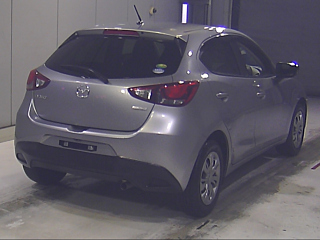 Заказать MAZDA DEMIO