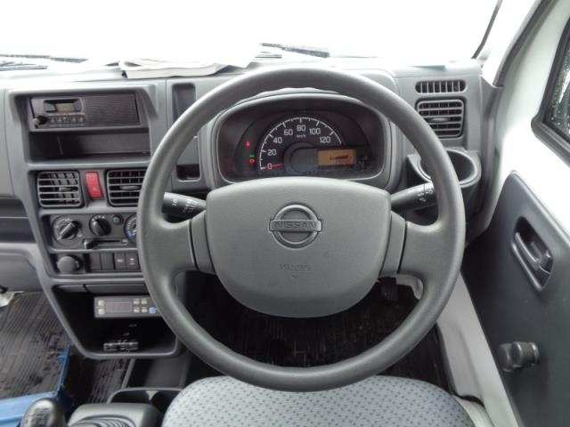 NISSAN CLIPPER TRUCK 2023