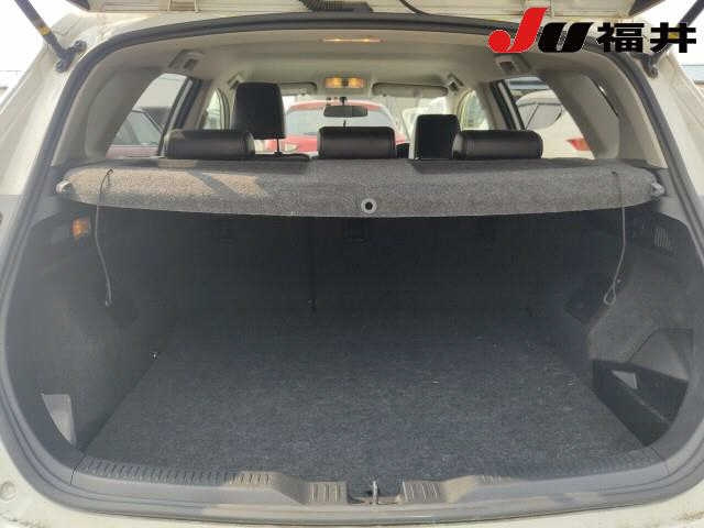 TOYOTA AURIS 2016