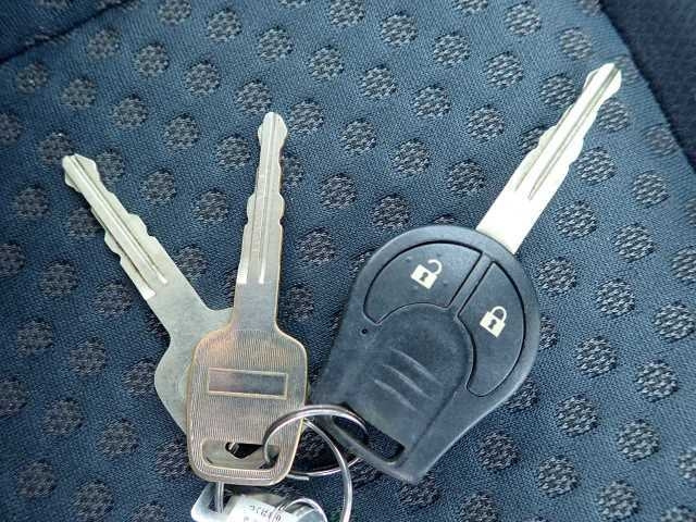 NISSAN NV200 2015