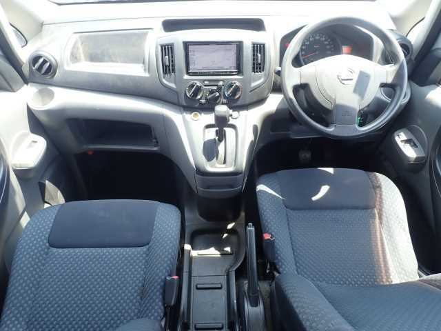 NISSAN NV200 2015
