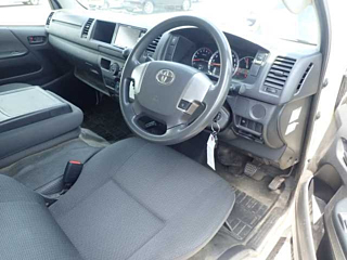 TOYOTA HIACE VAN 2019