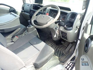 NISSAN ATLAS 2013